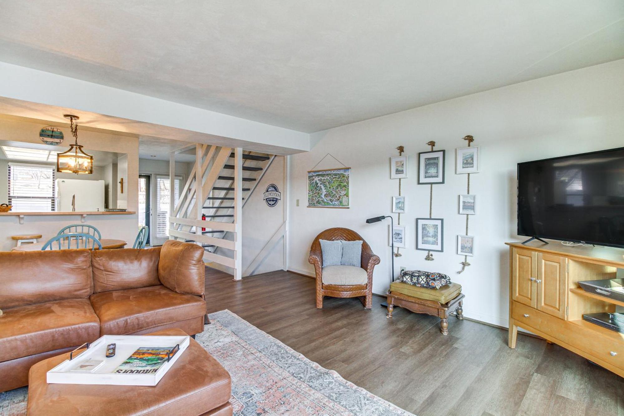Lakefront Moneta Home With Community Boat Dock! Extérieur photo