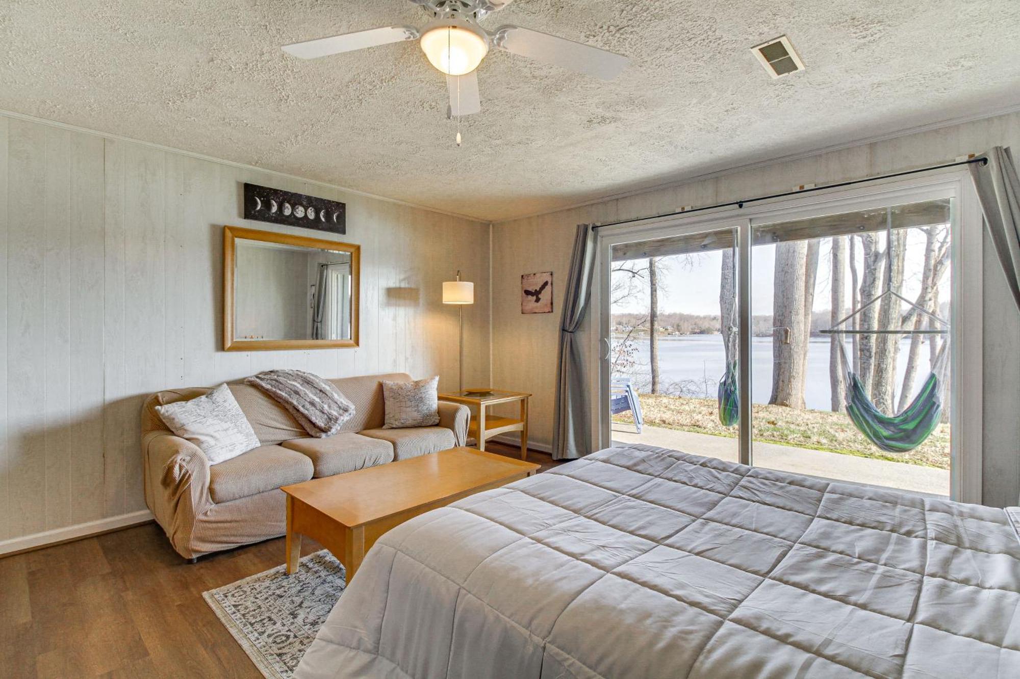 Lakefront Moneta Home With Community Boat Dock! Extérieur photo