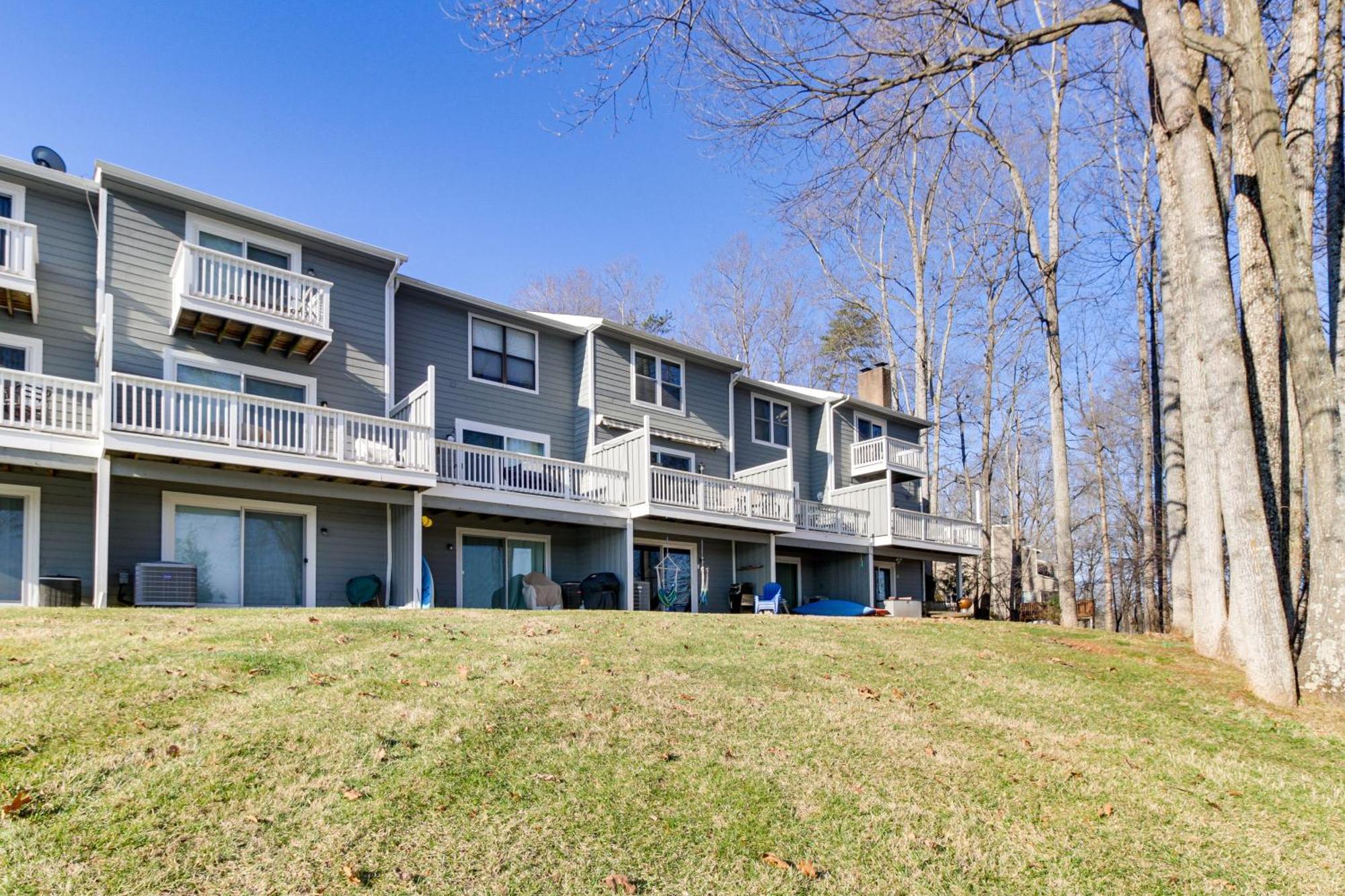 Lakefront Moneta Home With Community Boat Dock! Extérieur photo